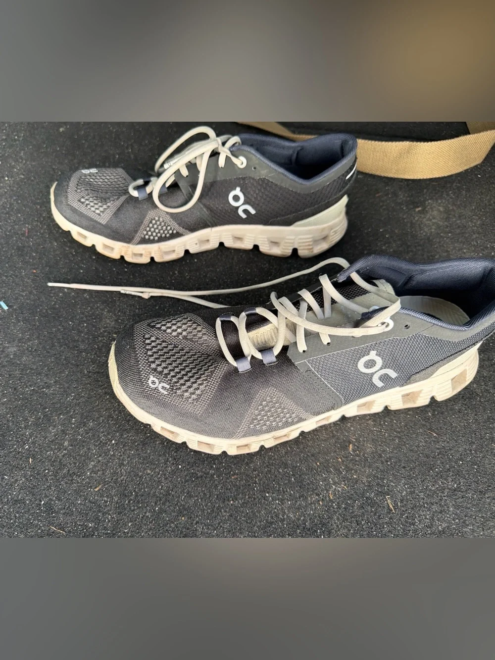On Running Women’s Sneakers - Gray and White